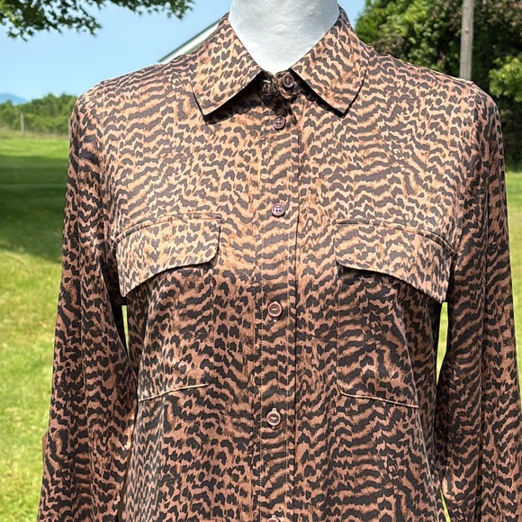 Soft Surroundings Silk 💯 Animal Print Brown Button Blouse Women Size XS - Picture 8 of 12